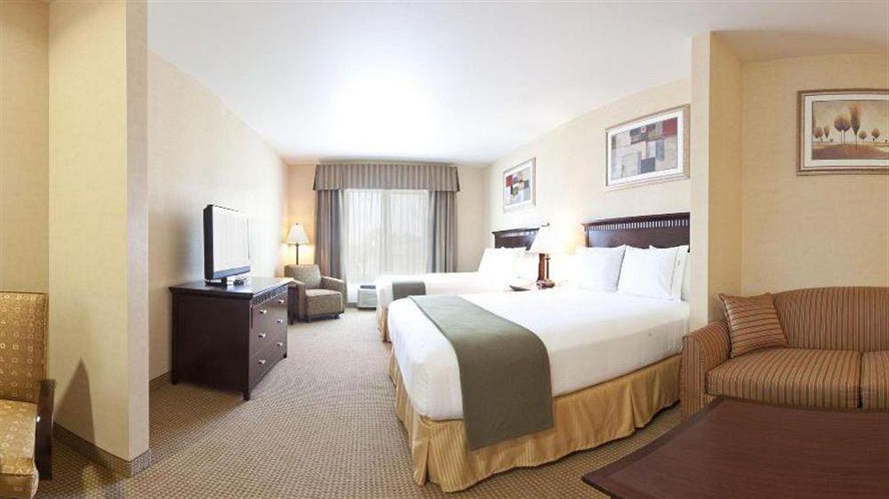 Holiday Inn Express & Suites Beaumont - Oak Valley By Ihg Экстерьер фото